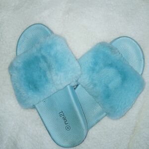 Rue21 Aqua Furry Slides
